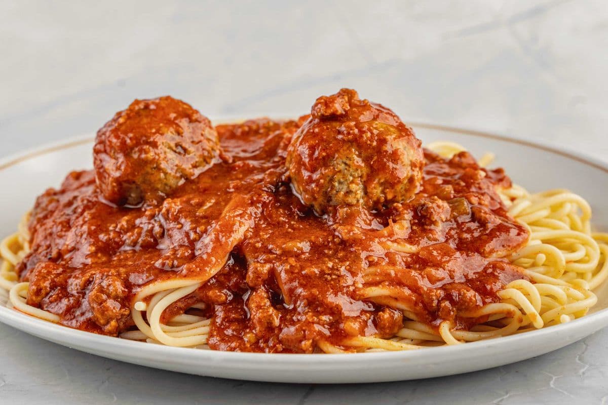 Spaghetti with Meat Sauce and Home-made Meatballs