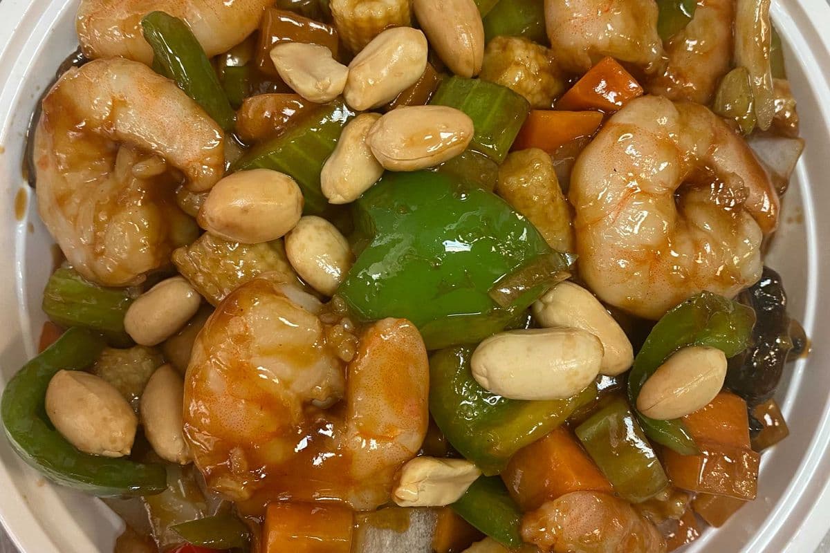 Kung Pao Shrimp with Diced Vegetables
