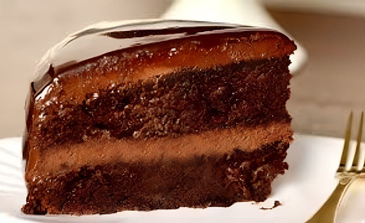 Chocolate Truffle Cake (V)