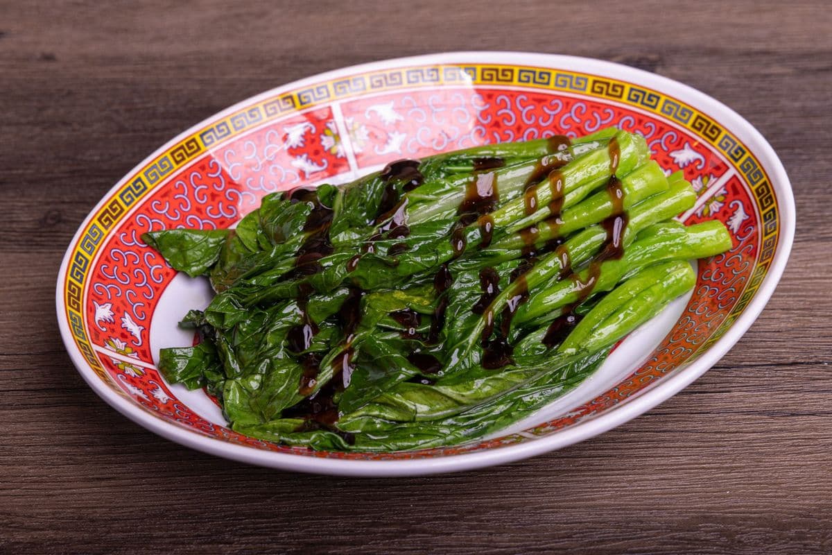 D11. Choy Sum with Oyster Sauce (蠔油菜心)
