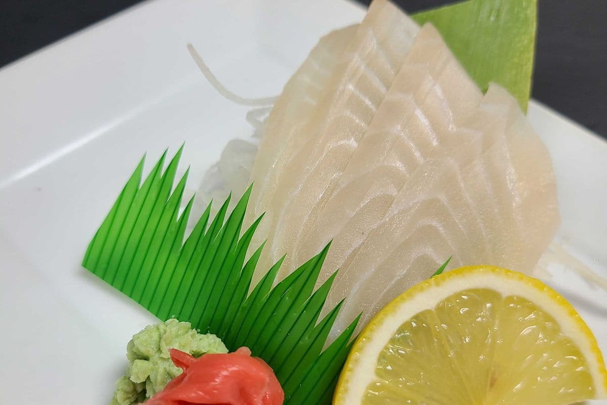 Small Tai Sashimi (4 pcs)
