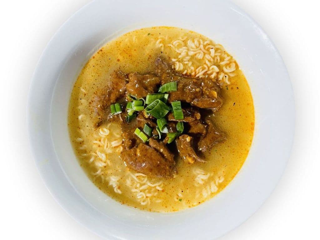 N1. 沙爹牛肉麵  Beef Satay Noodle Soup