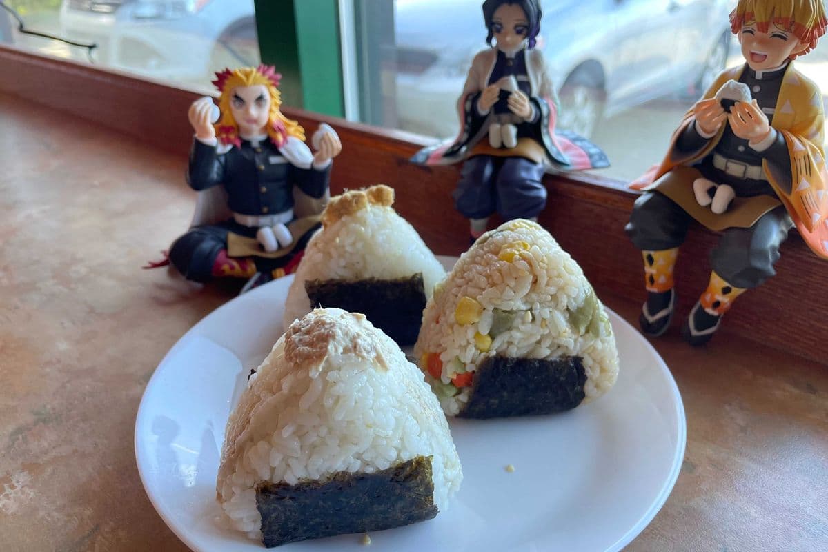 Onigiri 3 Brothers (Veggie, Tuna, Dried Pork Floss)