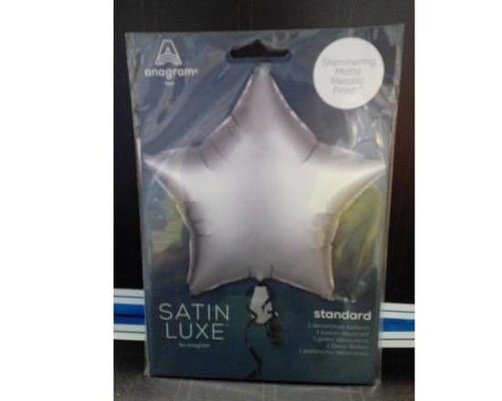 15-18" Star Shape Foil Balloon - Silver