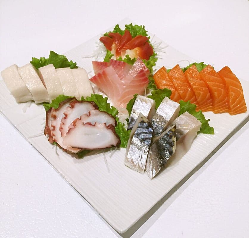 F3. Sashimi Fall (30 Pcs)