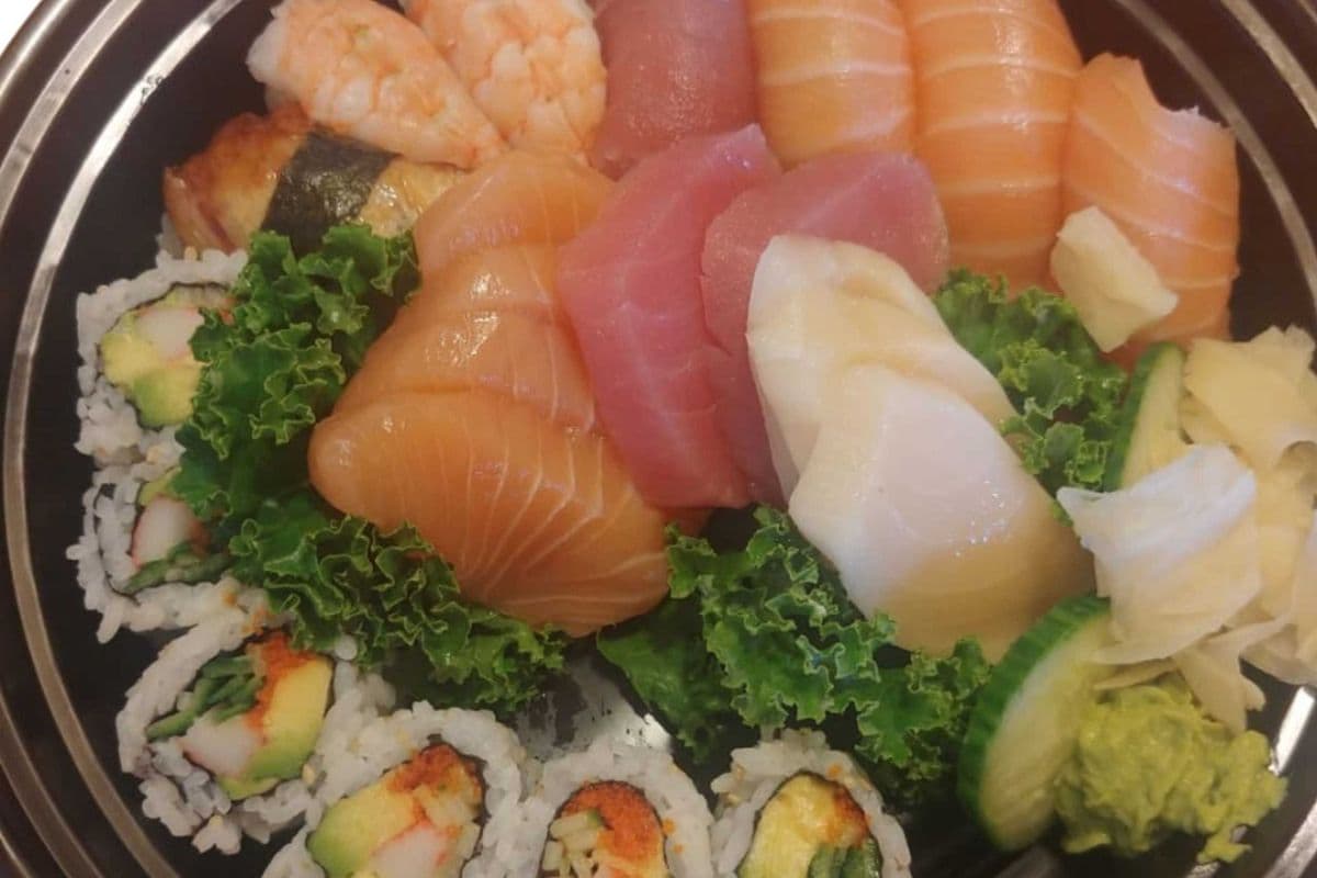 Sushi and Sashimi Dinner