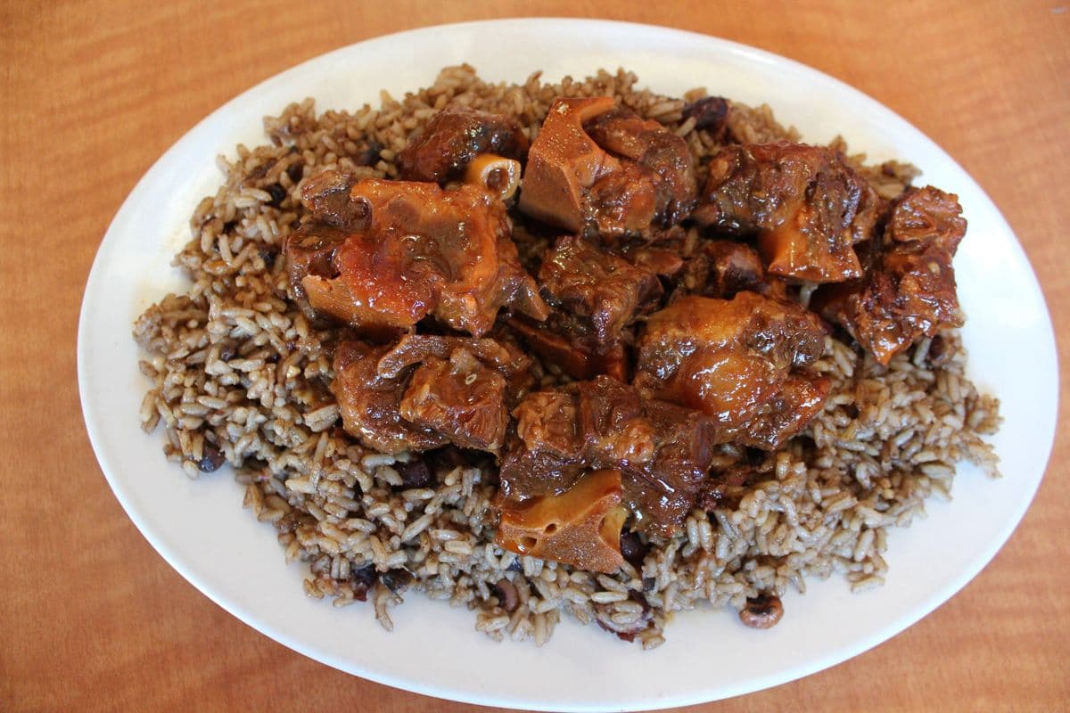 Oxtail with Rice and Peas