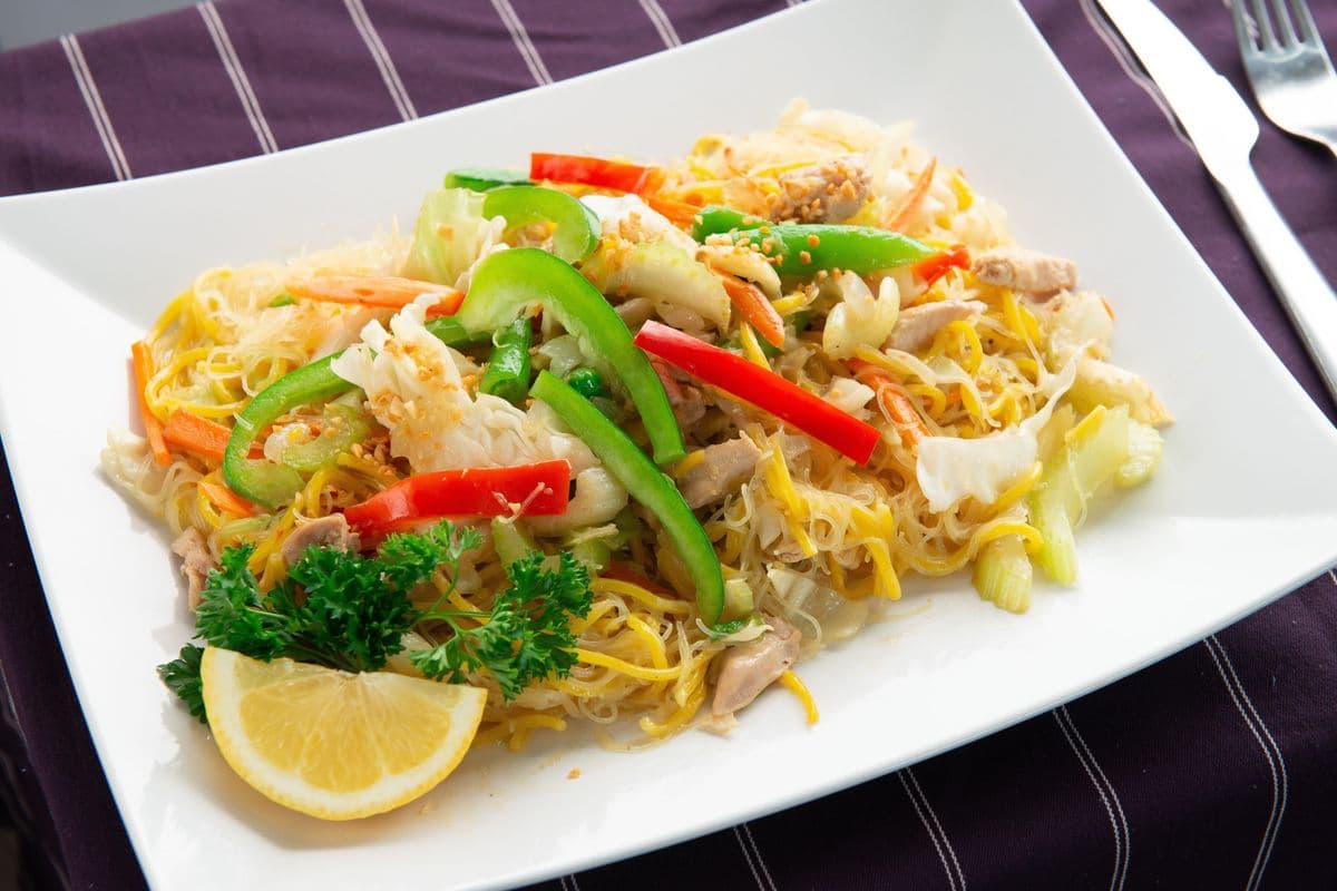 Pancit Mixed (Bihon/Canton) - Chicken