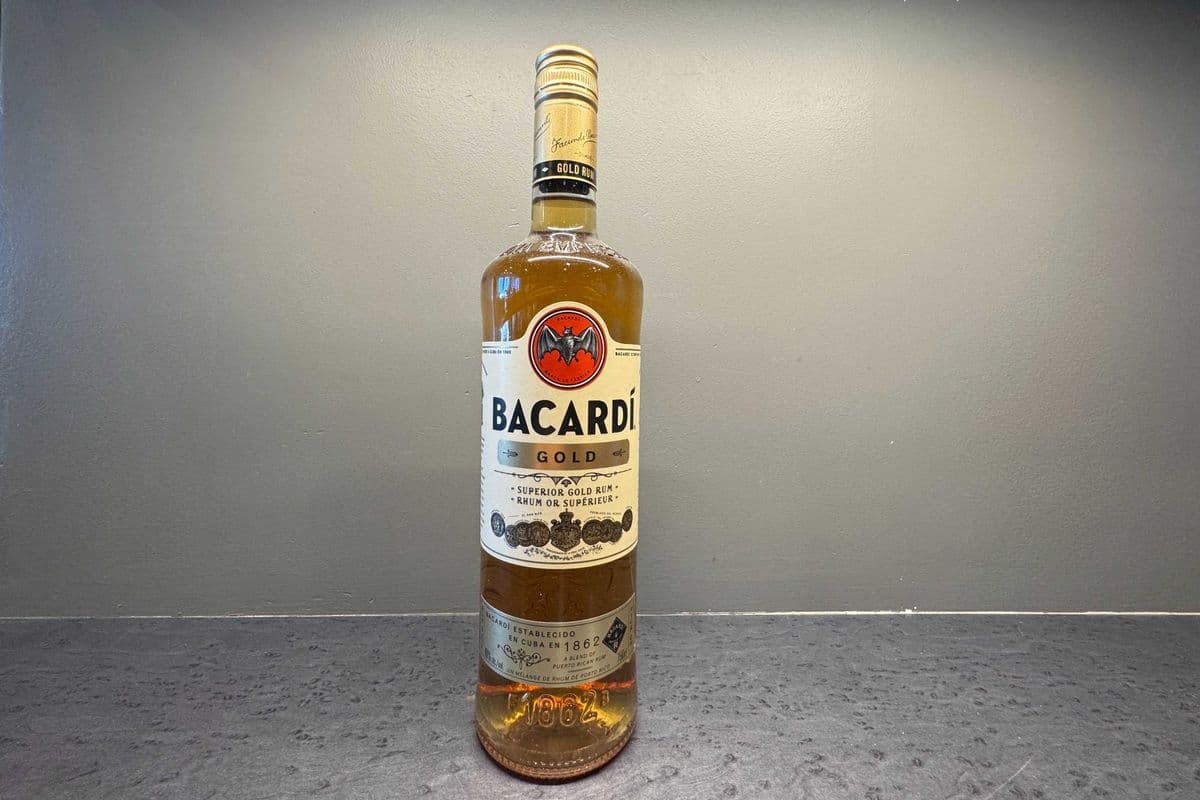 Bacardi Gold Rum 750ML Bottle (1 x 750ml)