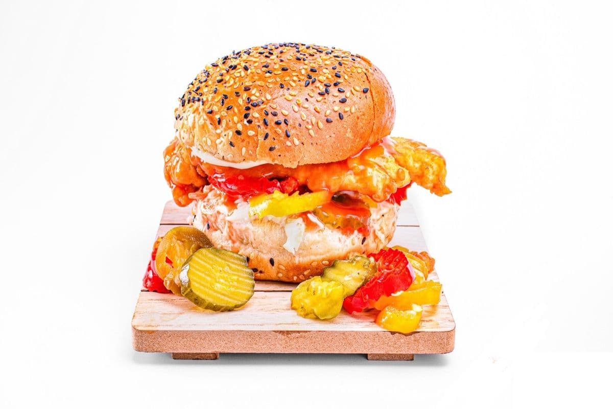 Crunchy Buffalo Chicken Burger