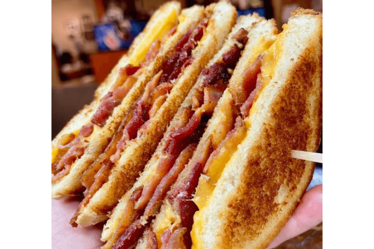 Grilled Bacon and Cheese