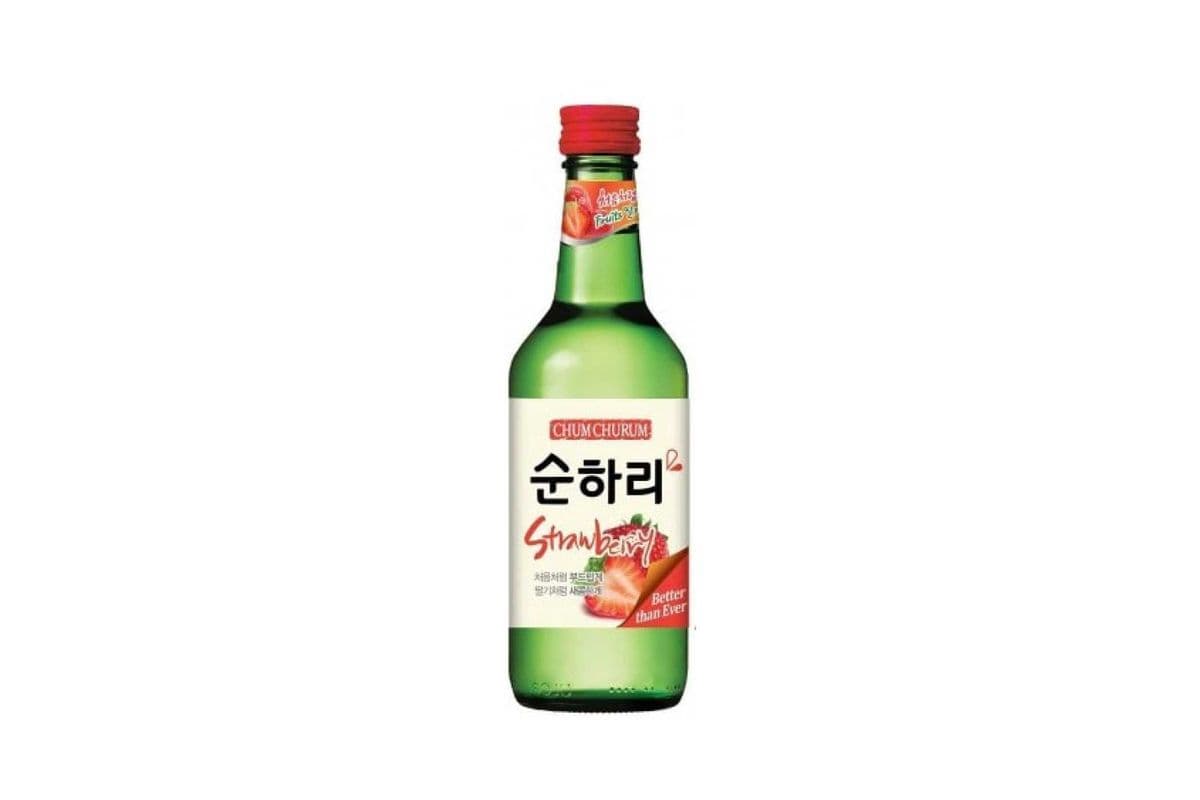 Chum Churum Strawberry (1 x 360 ml Bottle)