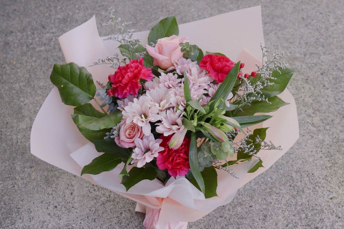 M4. Blush & Bloom Bouquet - Mother's Day Special