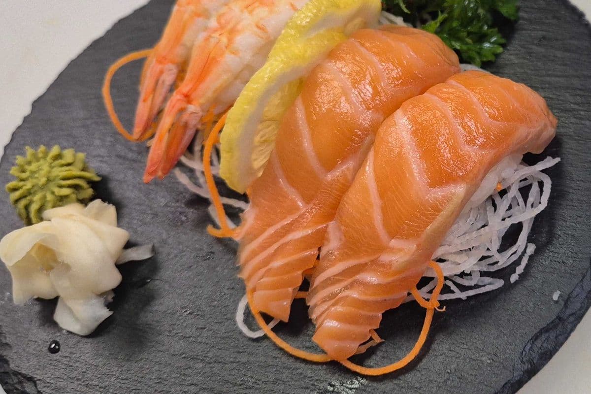 Salmon Nigiri