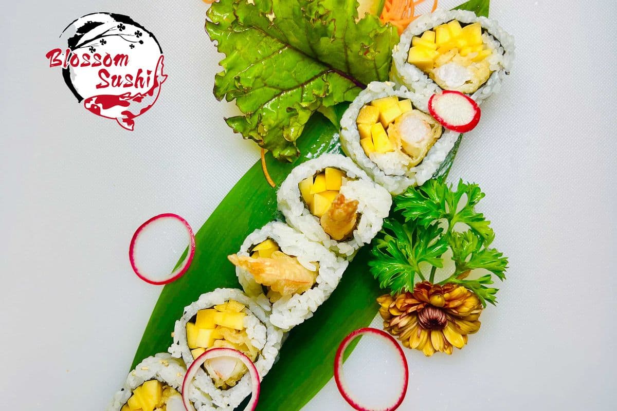 Mango Shrimp Roll (6pcs)