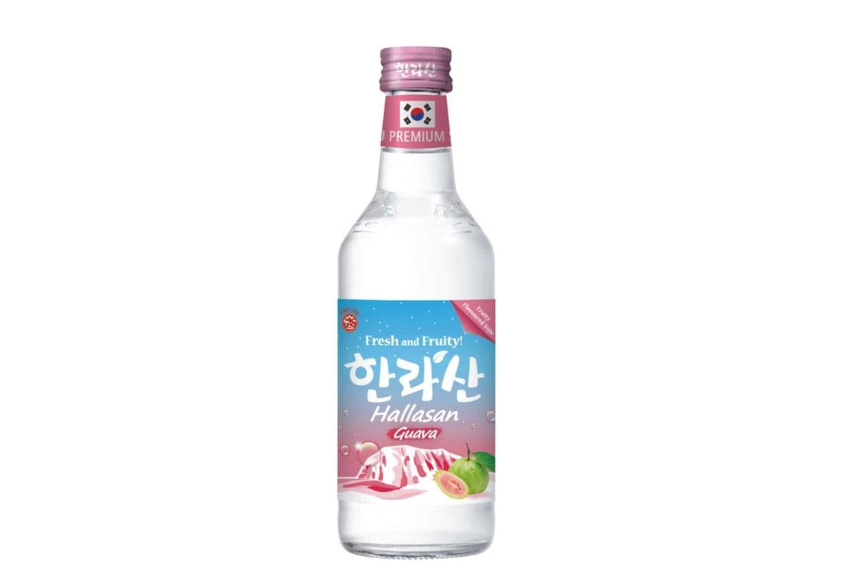 Hallasan Guava Soju (1 x 375ml)