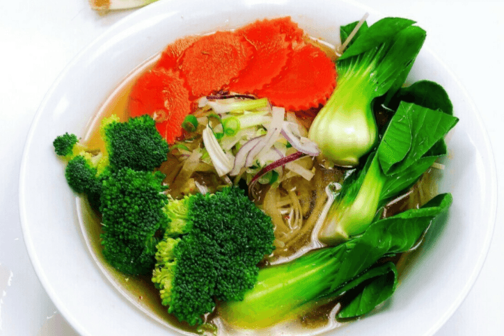 304. Vegetable Rice Noodle Soup - Pho Rau Cai
