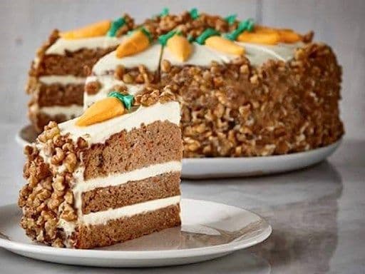 Méga gâteau aux carottes / Jumbo Carrot Cake