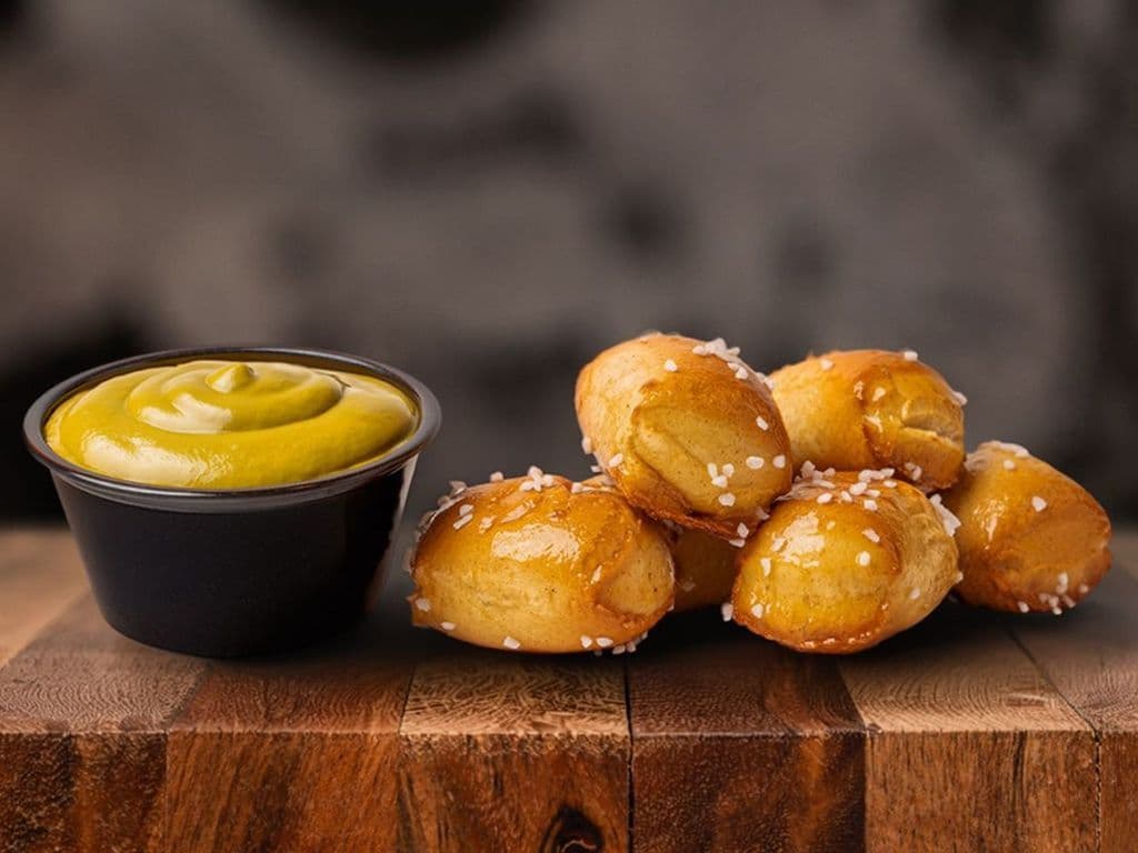 BOUCHÉES DE PRETZEL / PRETZ BITES