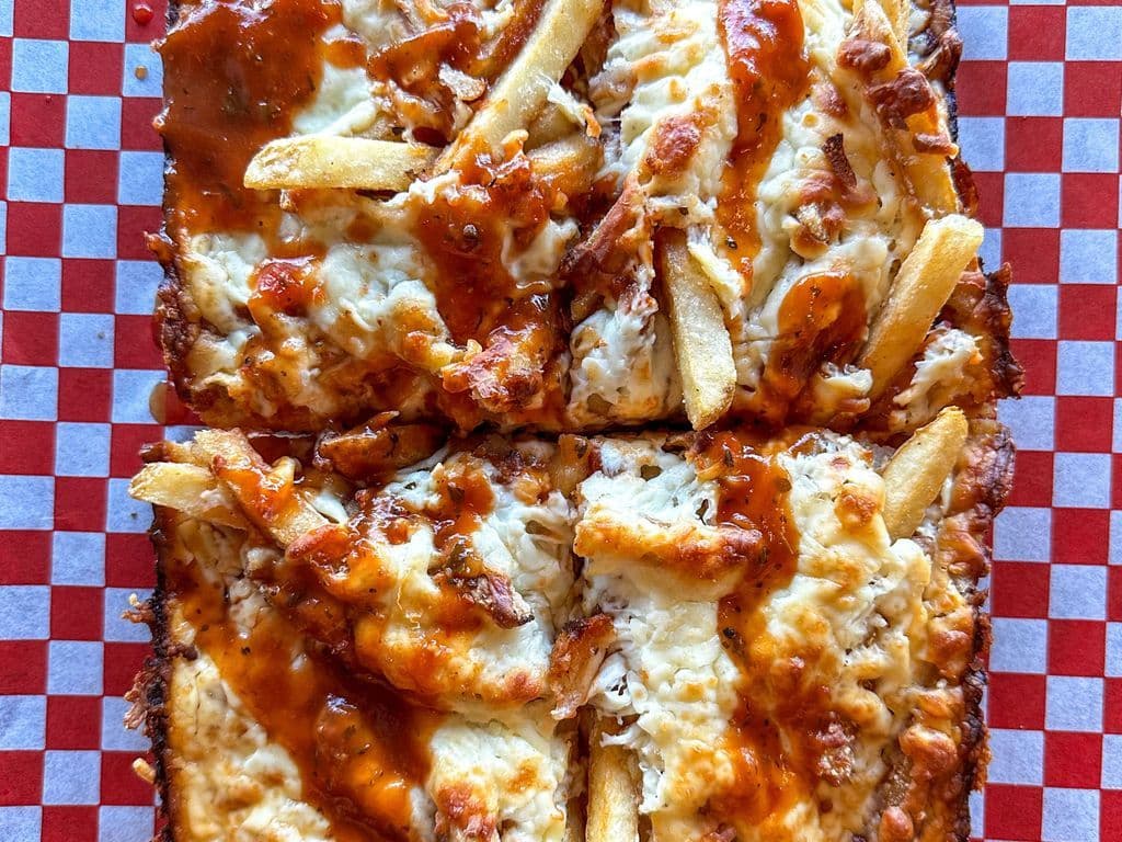 Deep Dish Poutine Pizza - The Flourless Pot - Gluten Free Kitchen