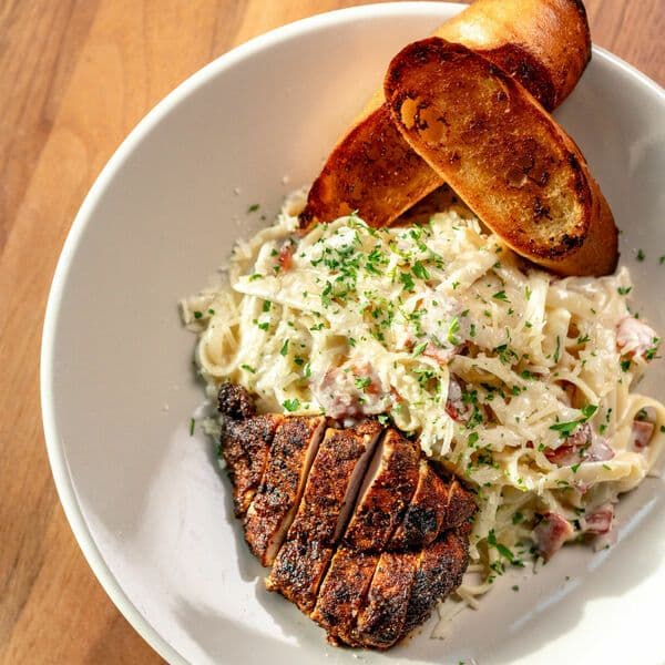 BLACKENED CHICKEN FETTUCCINE ALFREDO