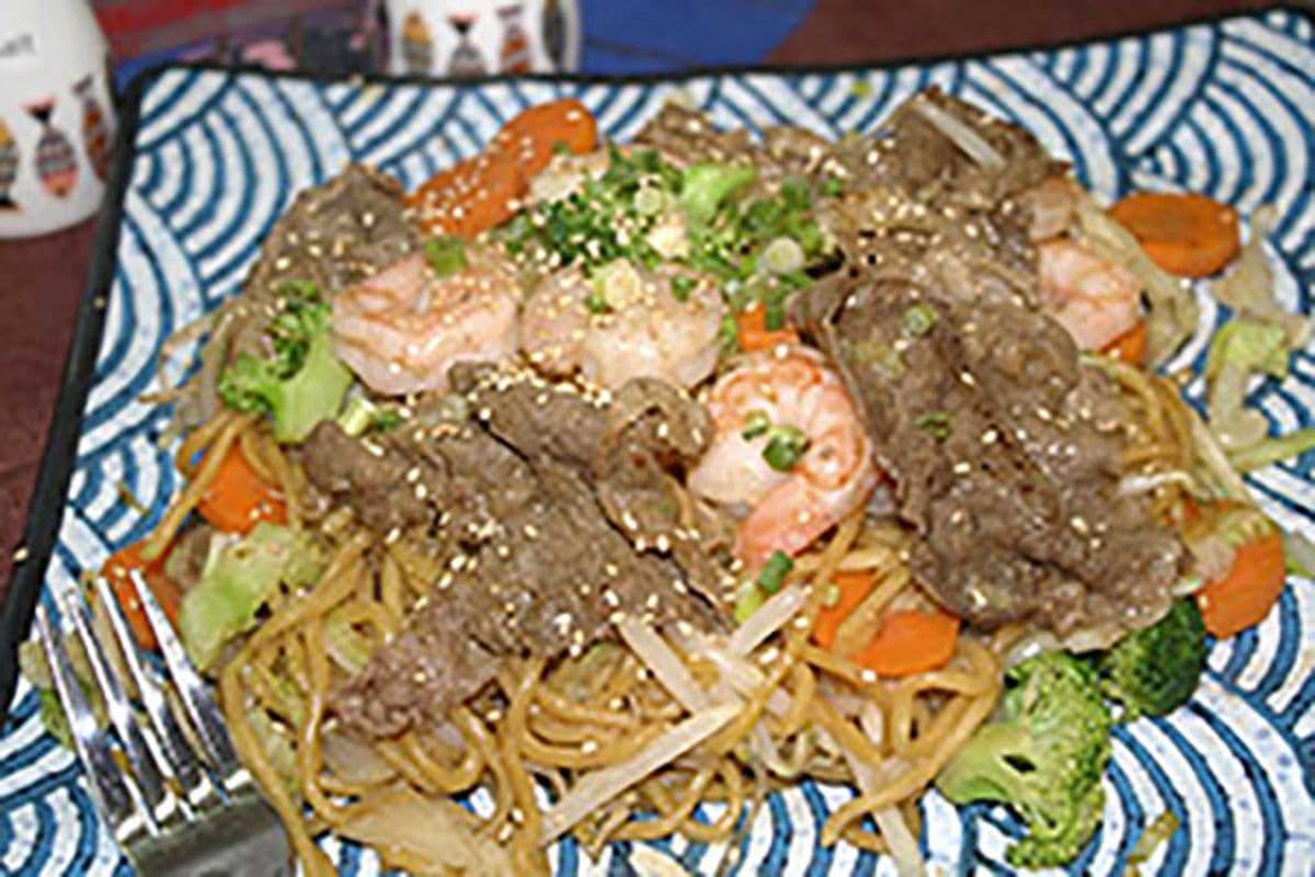 Beef and Prawn Stir Fry Noodles