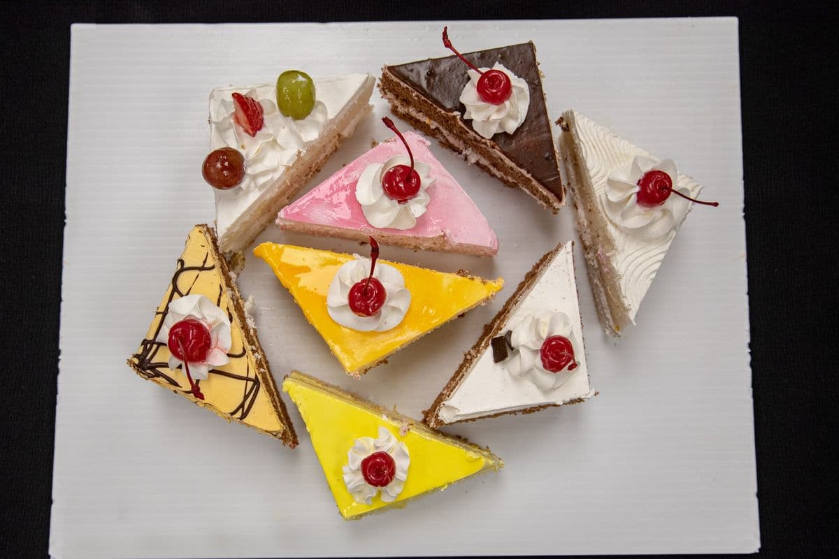 Cake (Pastries)