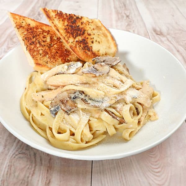 FETTUCINE ALFREDO