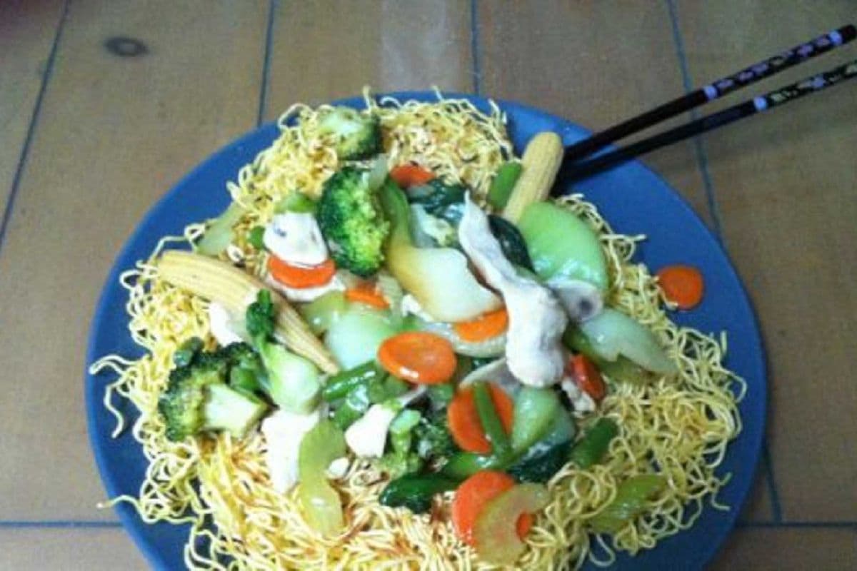 21. Cantonese Chow Mein