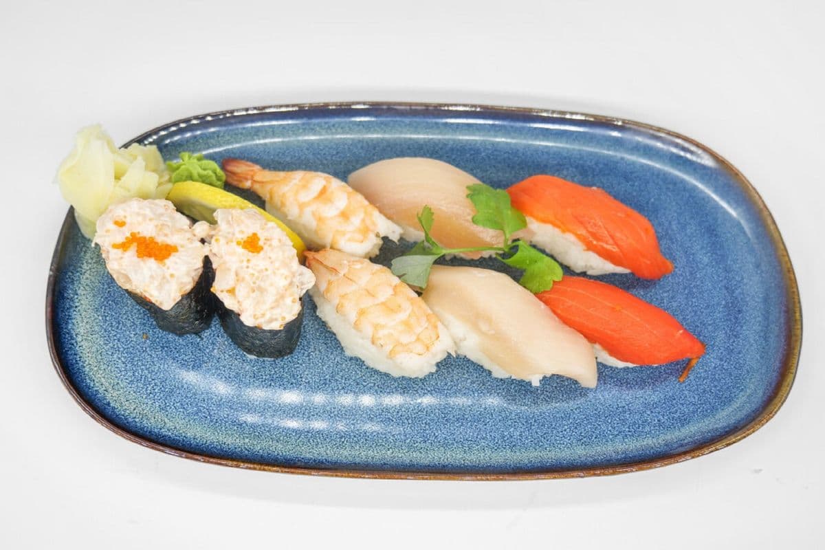 B-1. Nigiri Sushi Mix