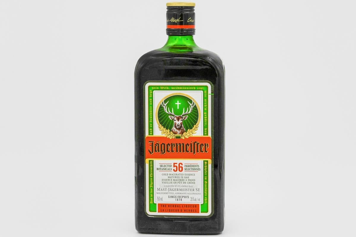 Jagermeister (750 ml) (1 x 750ml)