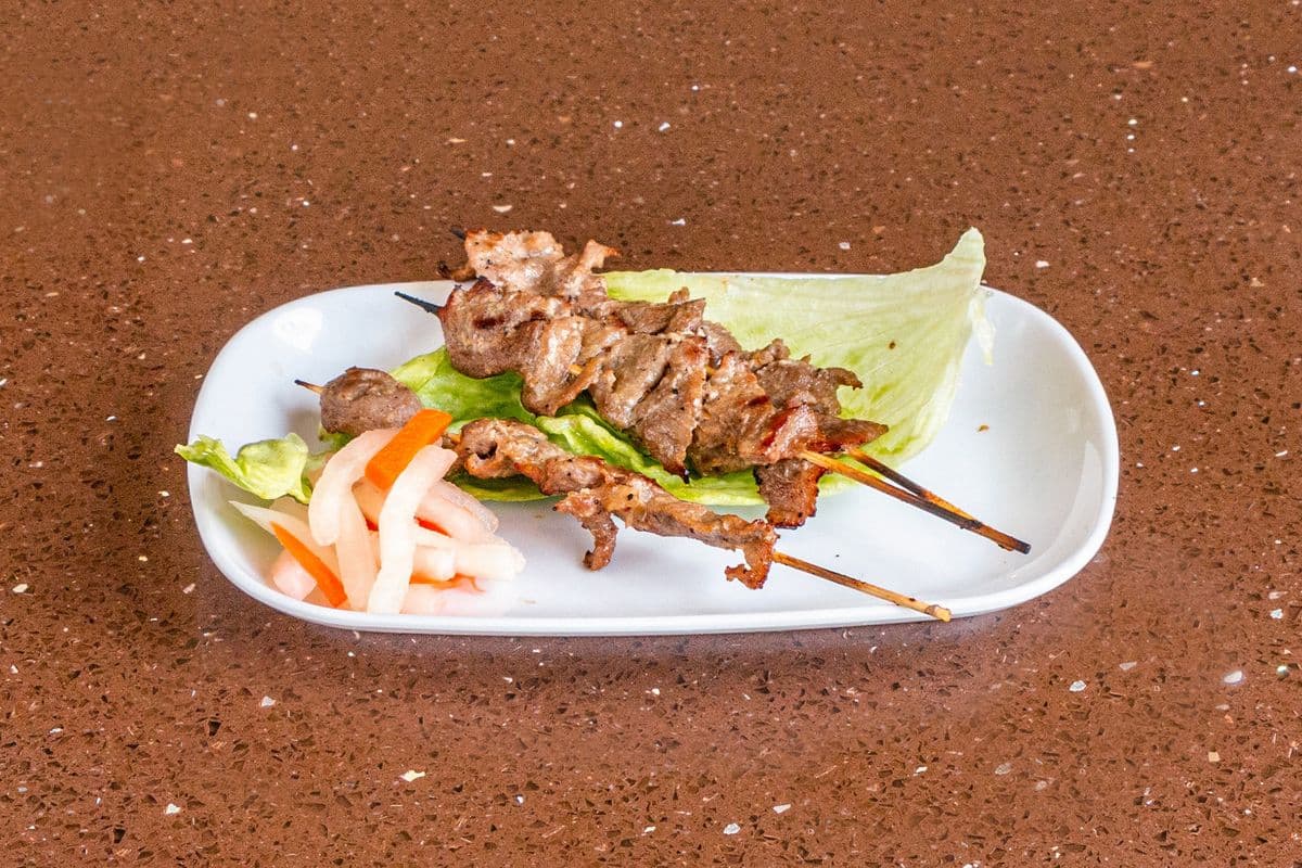 611 - Grilled Beef with Satay Sauce （串烧沙爹牛肉） - Sate Xiem Thit Bo (3 pcs)