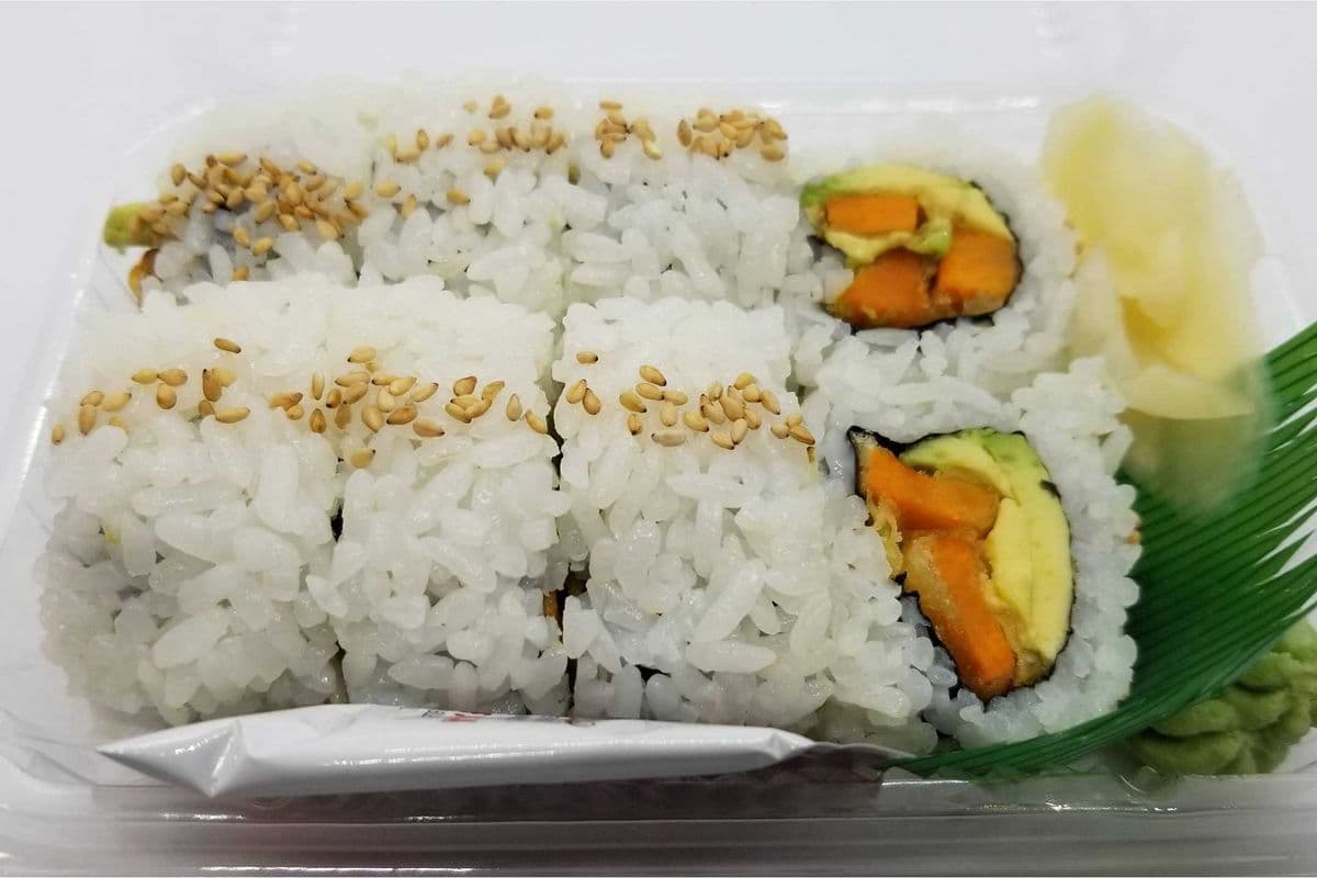 Yam Avocado Roll (8 Pcs)