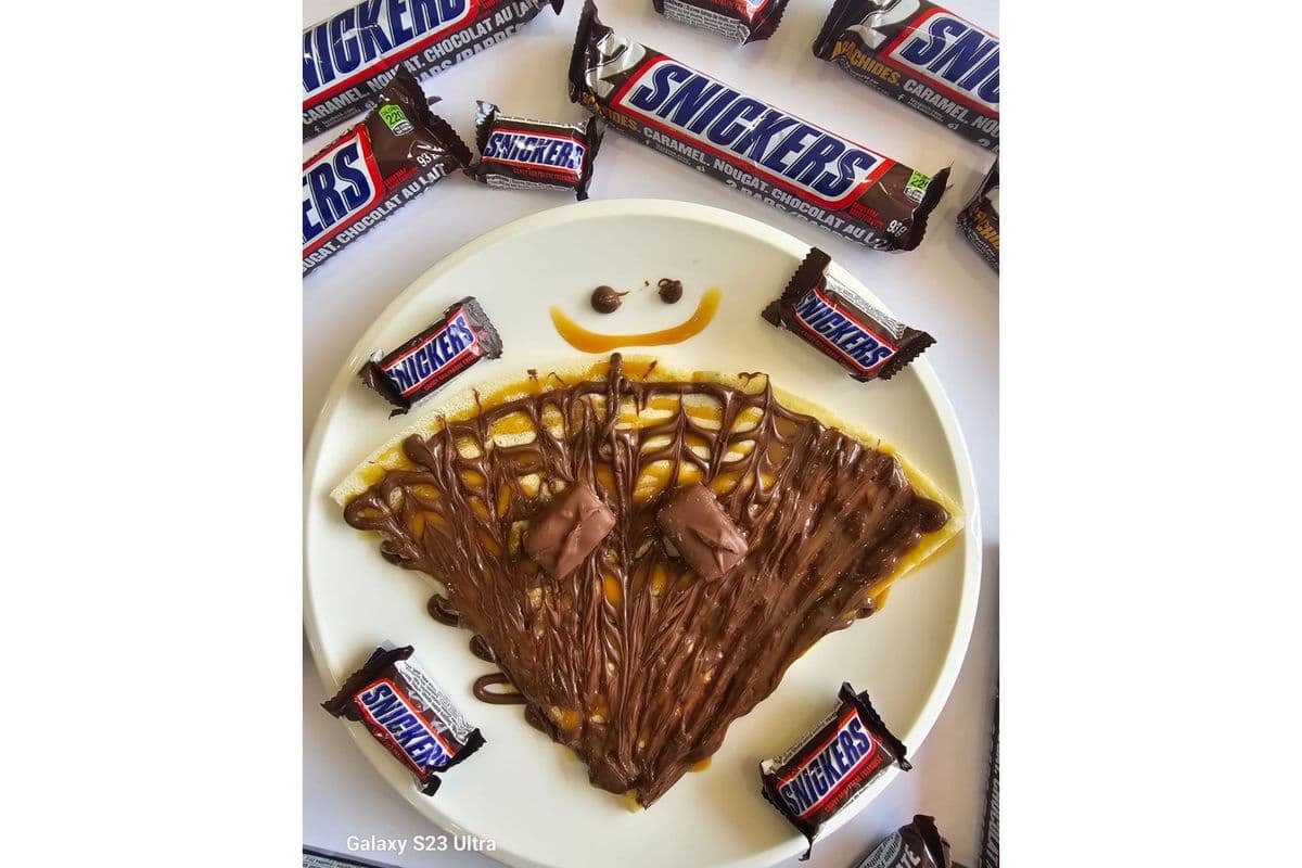 Snickers Crepe