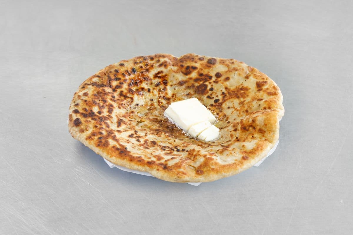 Aloo Paratha Plate