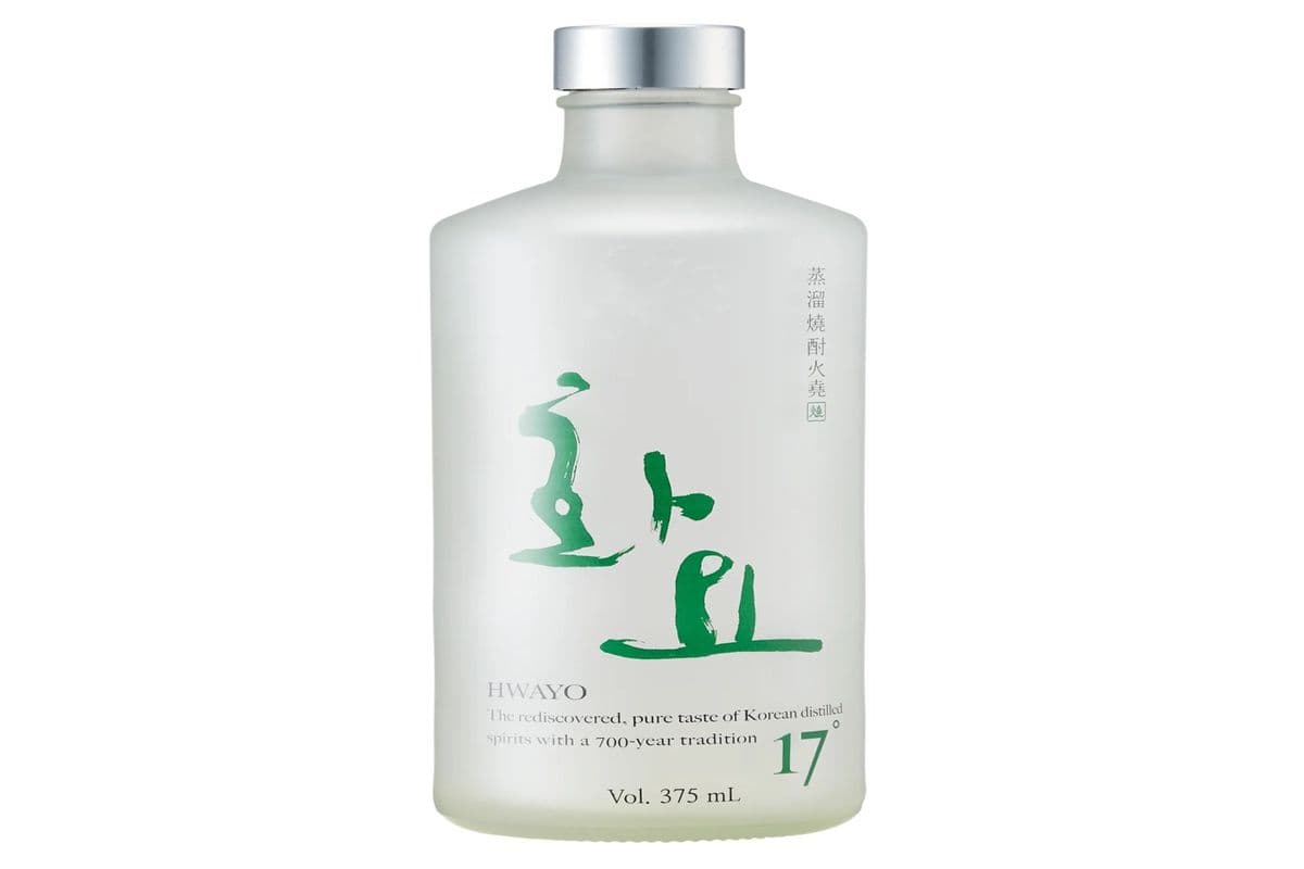 Hwayo 17 Premium Soju (1 x 375ml)
