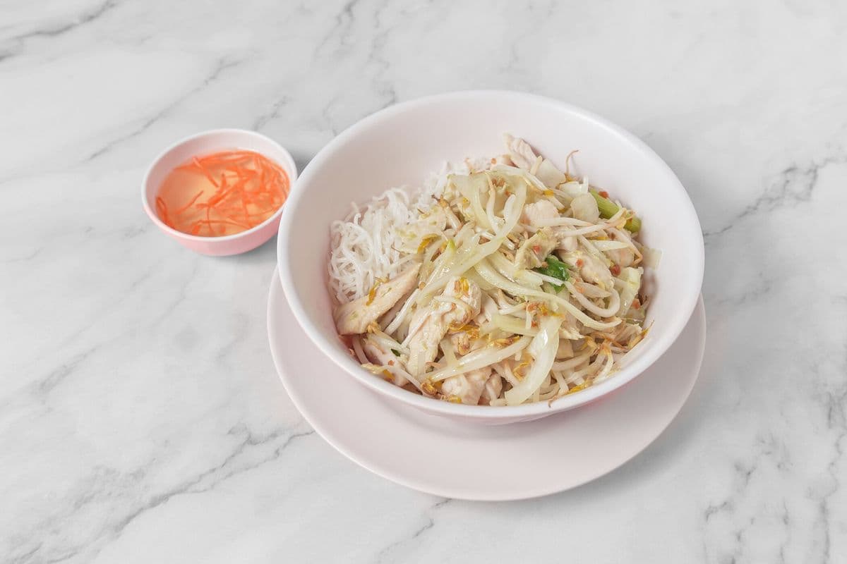 98. Vermicelli with Chicken Lemongrass