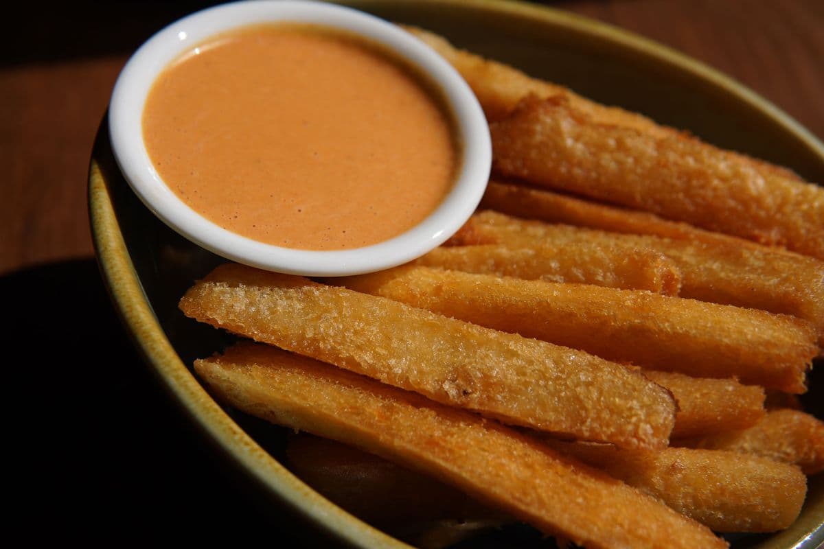 Yuca With Chipotle Mayo