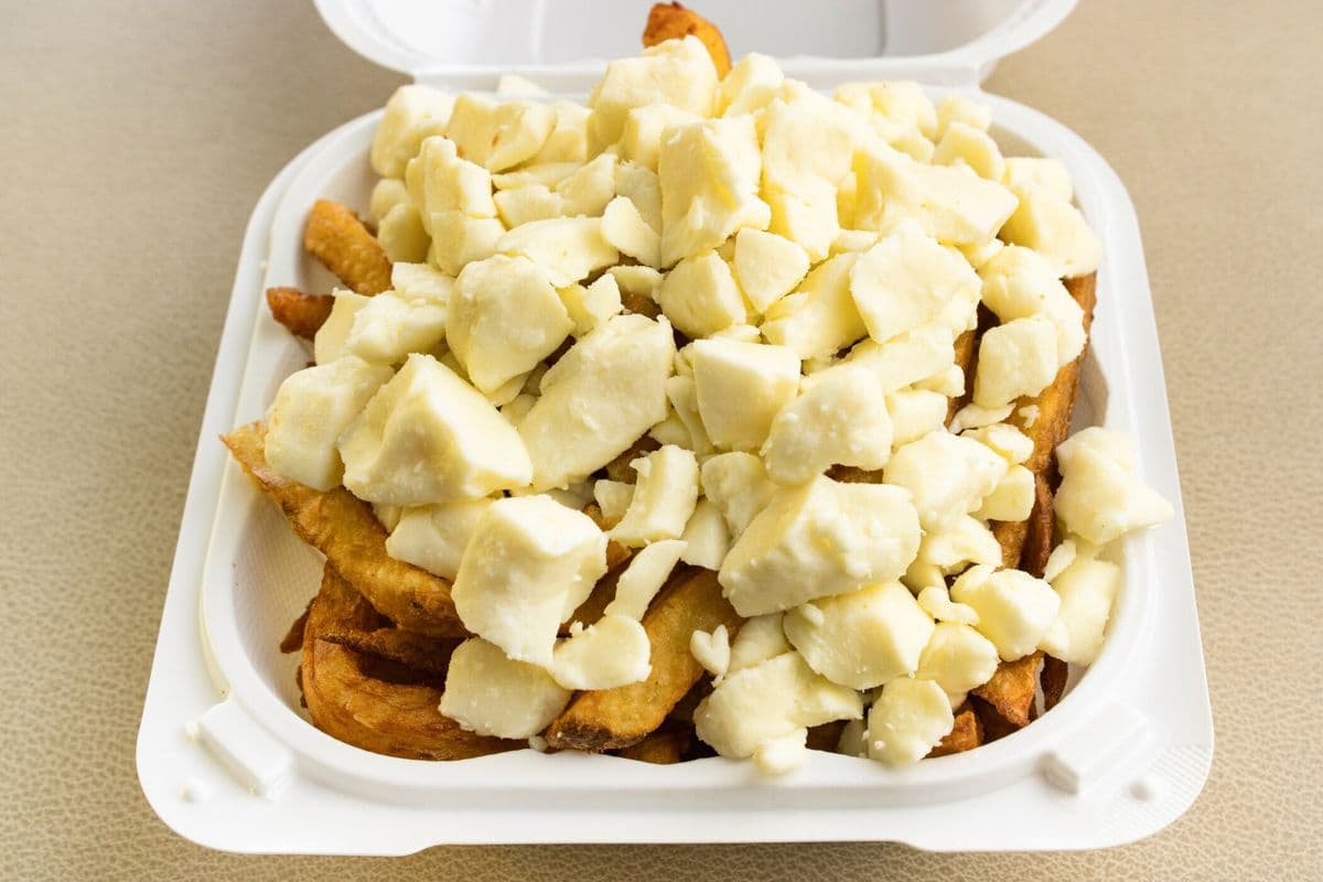 Poutine Régulière / Regular Poutine