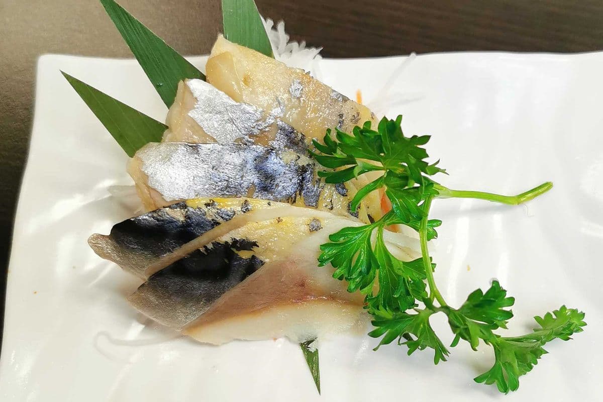 Saba Sashimi (5 pcs)