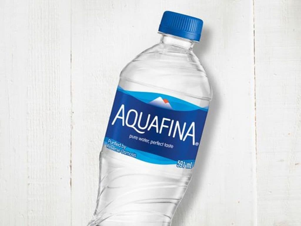 Water (Aquafina)