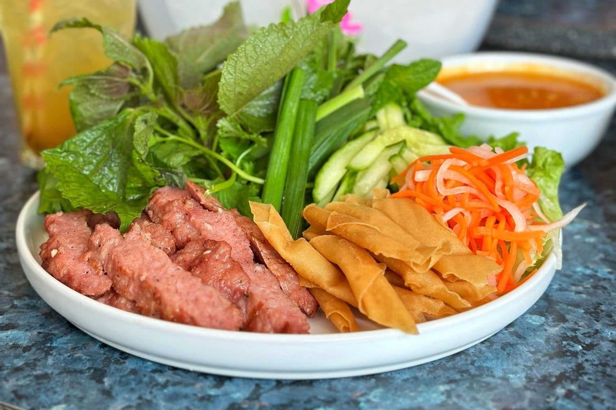 12. Charbroiled Pork Patties with Spring Roll Wraps (6 Pcs)