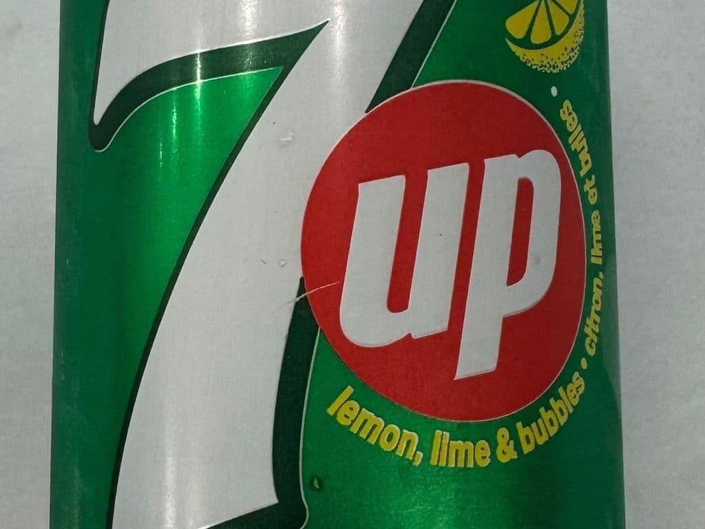 Can of 7UP