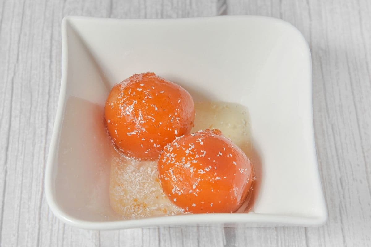 Gulab Jamun (2 pcs)