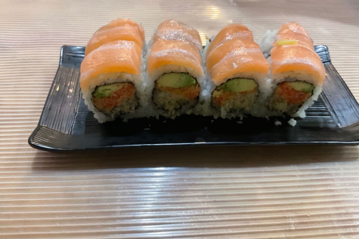 58. Alaska Roll (8 pcs)