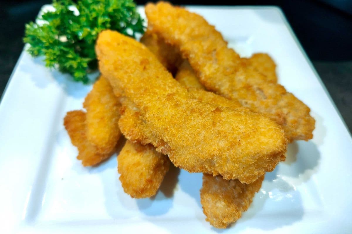 Golden Chicken Tenders (5 pcs)