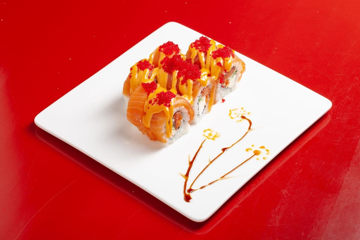 M12. Red Philly Roll (8 pcs)