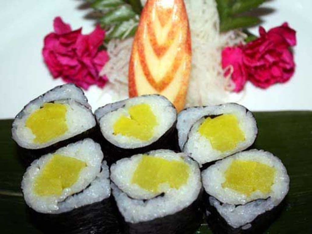 Pickled Radish Roll (6pcs)