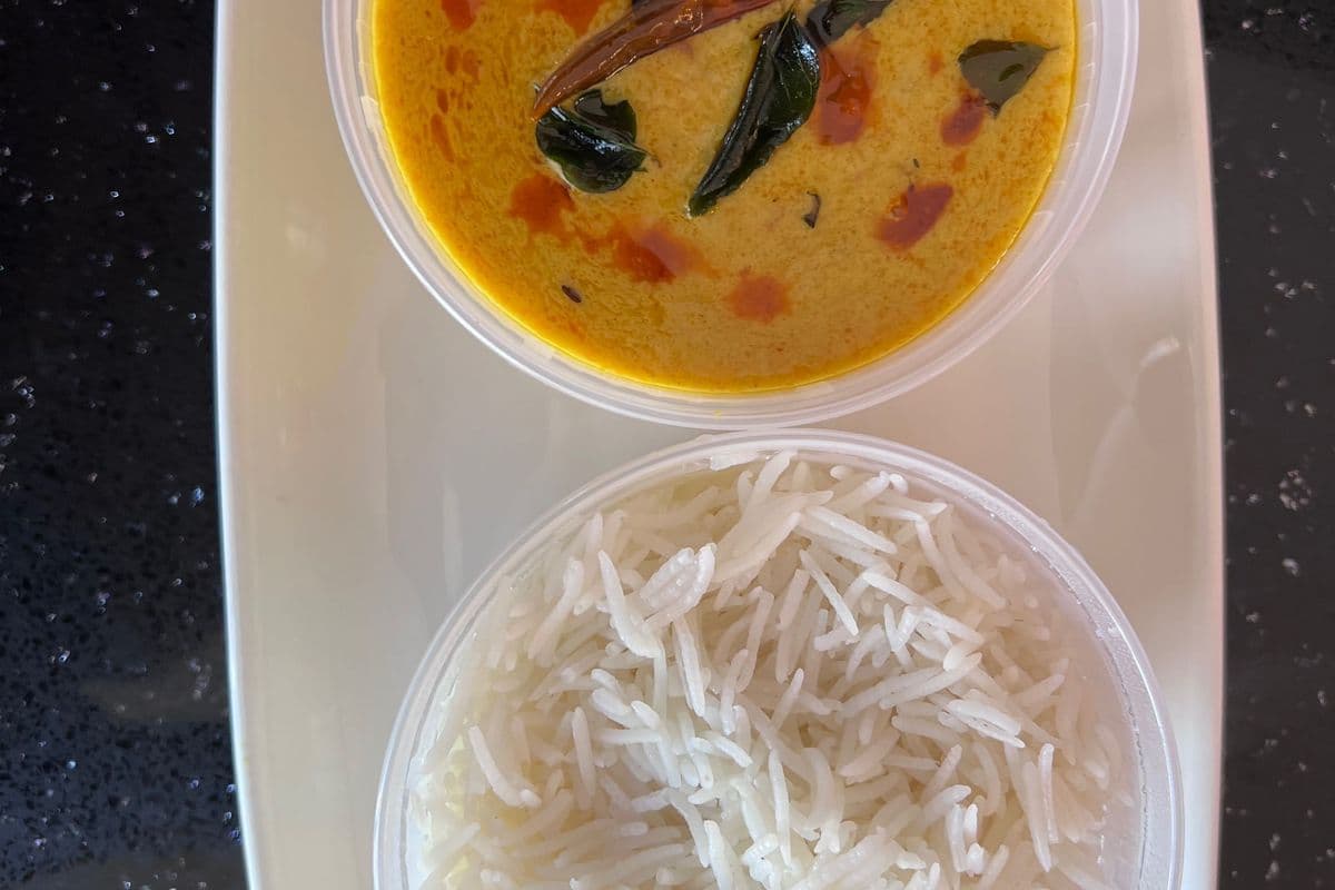 Kadi Pakora with Rice