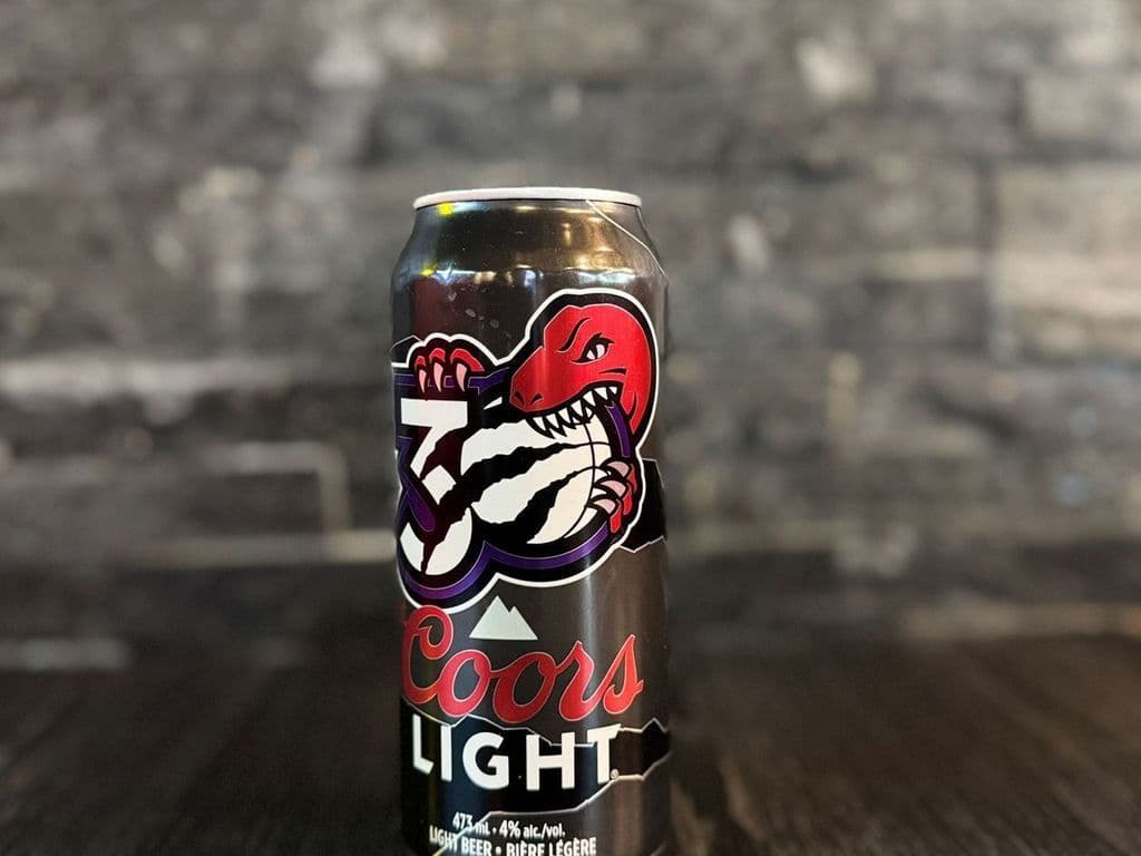 COORS LIGHT (473ml, 4% ABV)